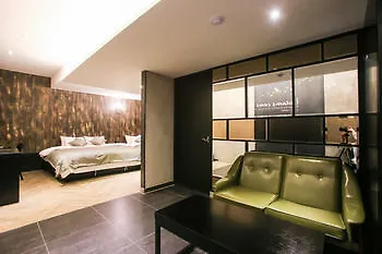 Hotel 2.4 Seoul Motel